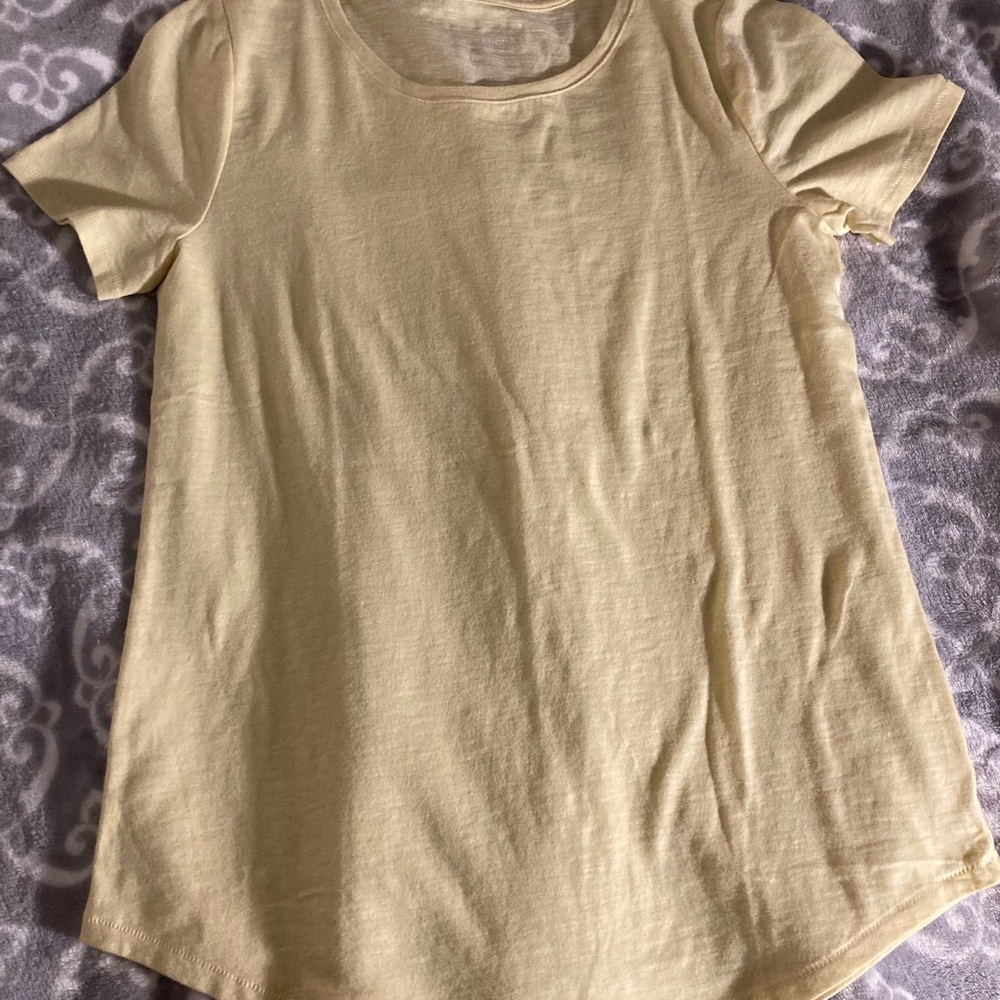Yellow Sonoma T-shirt women’s